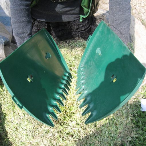 1 Pair Portable Garden And Yard Leaf Scoops Hand Rakes For Lawns And Garden Clean- Up Heavy Duty Lawn Debris Leaves